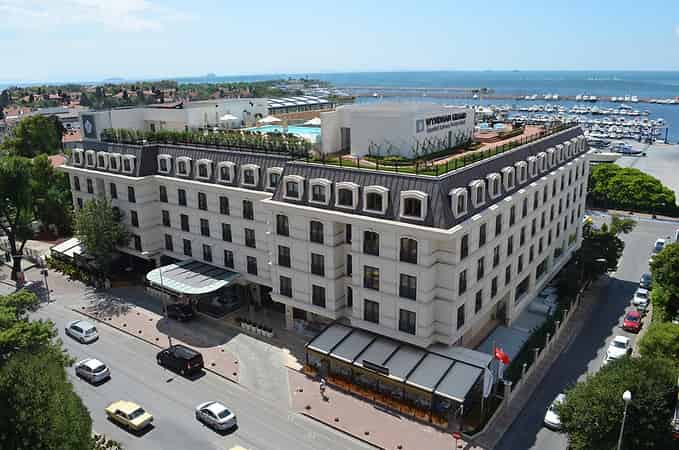 Wyndham Grand İstanbul Kalamış Marina Hotel